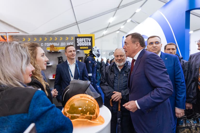 Дальневосточный энергетический форум «Нефть и газ Сахалина» фото с мероприятия 7